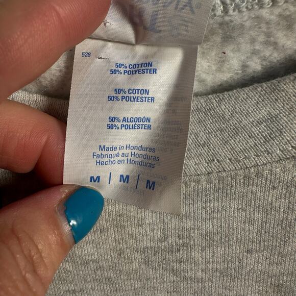 Yellowstone Dutton Ranch Sweatshirt Unisex M Cowboy Western Merch Graphic Top - Picture 7 of 11